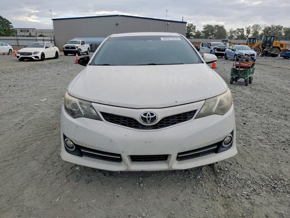 62311516 :رقم المزاد ، 4T1BF1FK2CU101216 vin ، 2012 Toyota Camry مزاد بيع