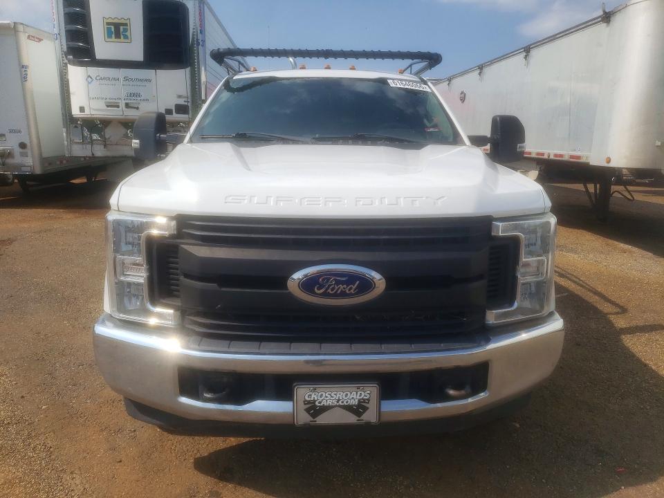 Продажа на аукционе авто 2019 Ford F350, vin: 1FD8W3GT4KEE97381, номер лота: 61646066