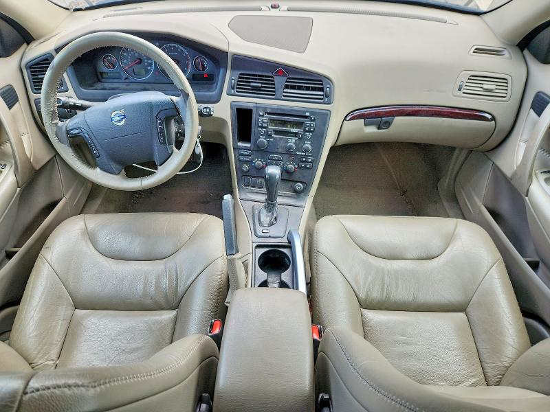 60688256 :رقم المزاد ، YV1SZ59H441137926 vin ، 2004 Volvo Xc70 مزاد بيع