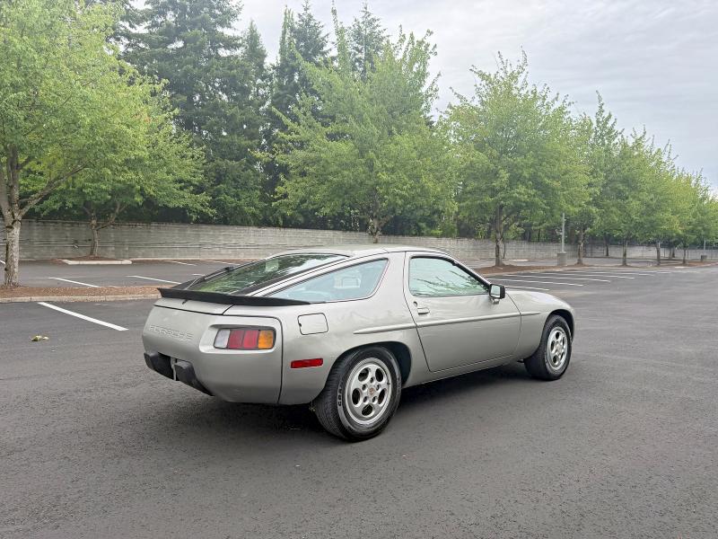 1982 Porsche 928 მანქანა იყიდება აუქციონზე, vin: WP0JA092XCS820309, აუქციონის ნომერი: 61710166