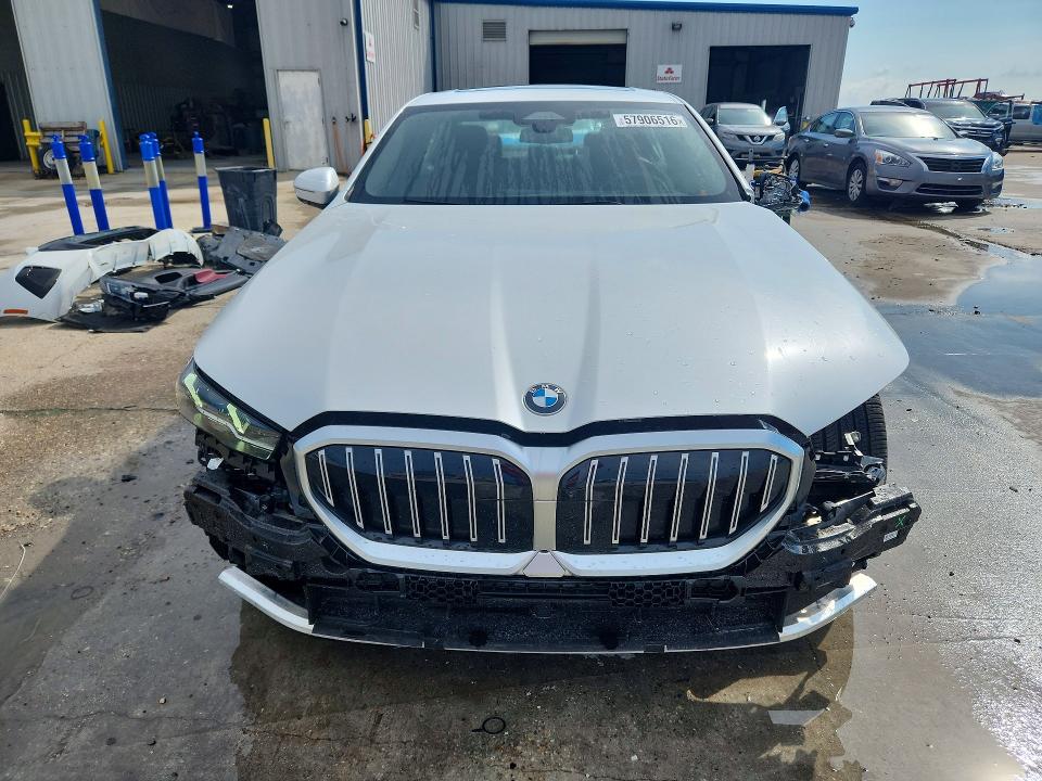 Продажа на аукционе авто 2025 Bmw 530, vin: WBA43FJ06SCT40813, номер лота: 57906516