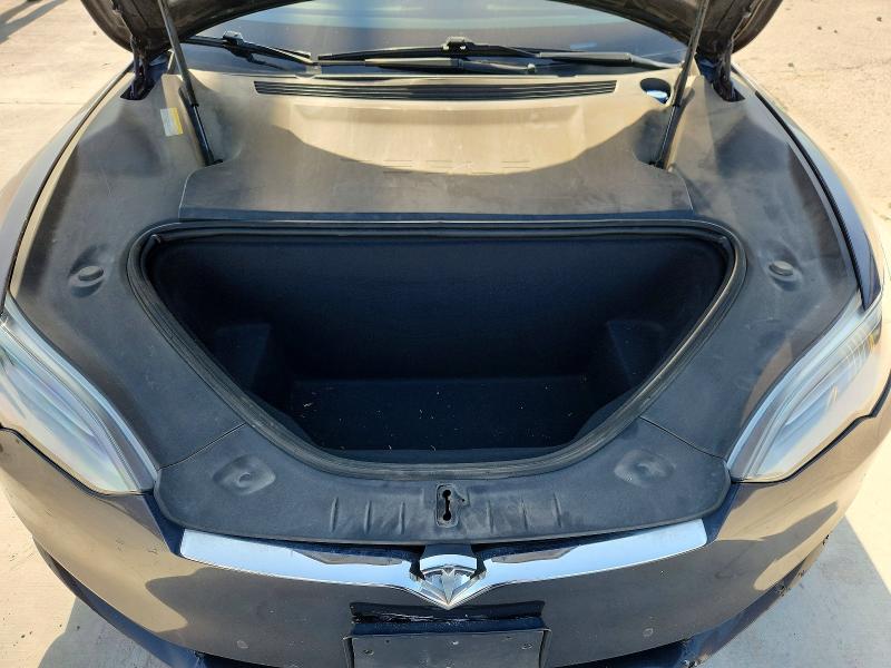 Aukcja sprzedaży 2016 Tesla Model S, vin: 5YJSA1E16GF171523, numer aukcji: 61872106