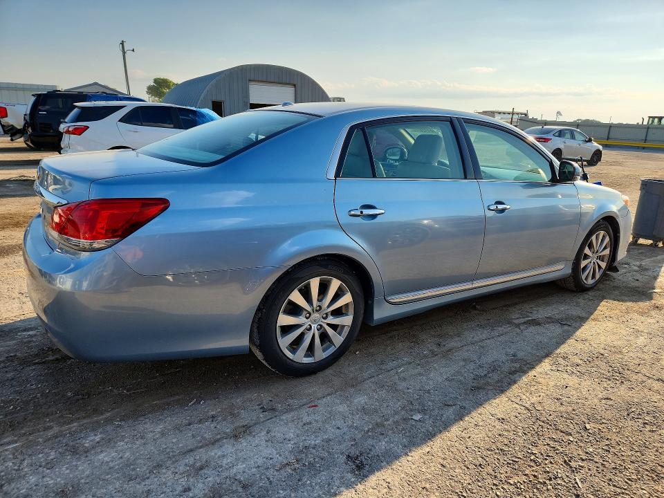 2011 Toyota Avalon მანქანა იყიდება აუქციონზე, vin: 4T1BK3DB9BU390667, აუქციონის ნომერი: 61120706