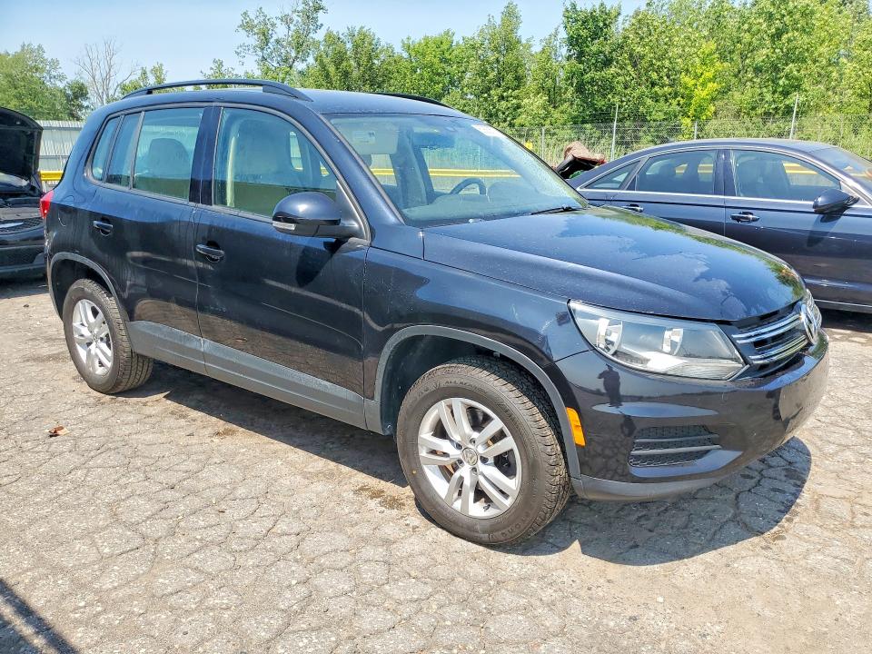 Продаж на аукціоні авто 2017 Volkswagen Tiguan, vin: WVGAV7AX7HK006674, номер лоту: 60682576