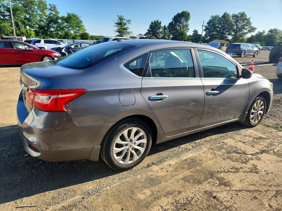 Продажа на аукционе авто 2019 Nissan Sentra, vin: 3N1AB7APXKL607213, номер лота: 61993166