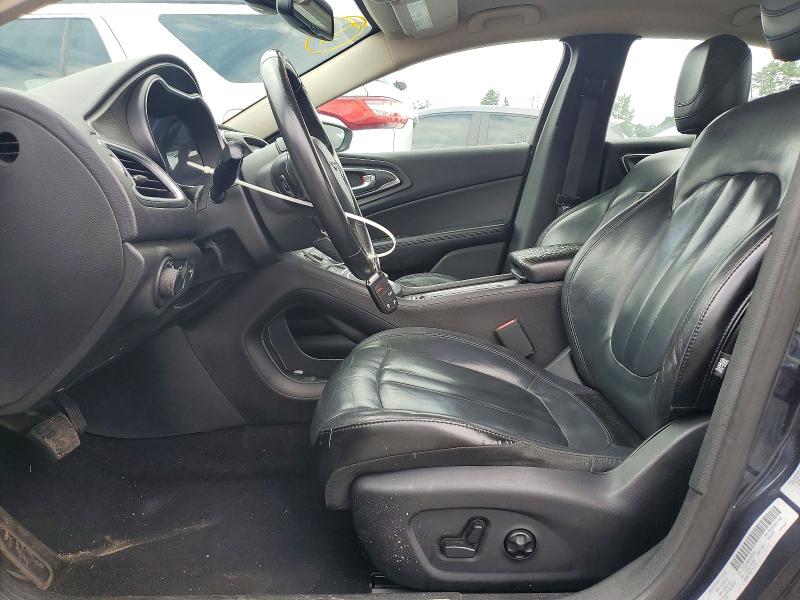 60327856 :رقم المزاد ، 1C3CCCAB5HN507551 vin ، 2017 Chrysler 200 مزاد بيع