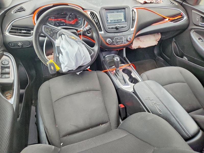 61939346 :رقم المزاد ، 1G1ZD5ST0JF150438 vin ، 2018 Chevrolet Malibu مزاد بيع