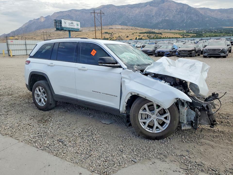 Продажа на аукционе авто 2023 Jeep Grand Cherokee, vin: 1C4RJHBGXP8898017, номер лота: 60520136