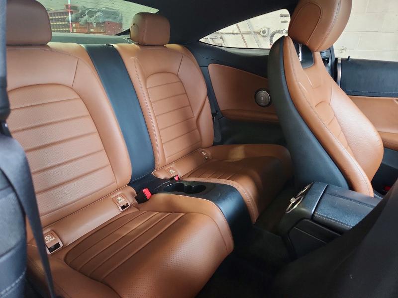 63135556 :رقم المزاد ، WDDWJ4KB9HF374733 vin ، 2017 Mercedes-benz C مزاد بيع