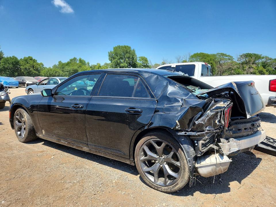 61171066 :رقم المزاد ، 2C3CCABG6MH545484 vin ، 2021 Chrysler 300 مزاد بيع
