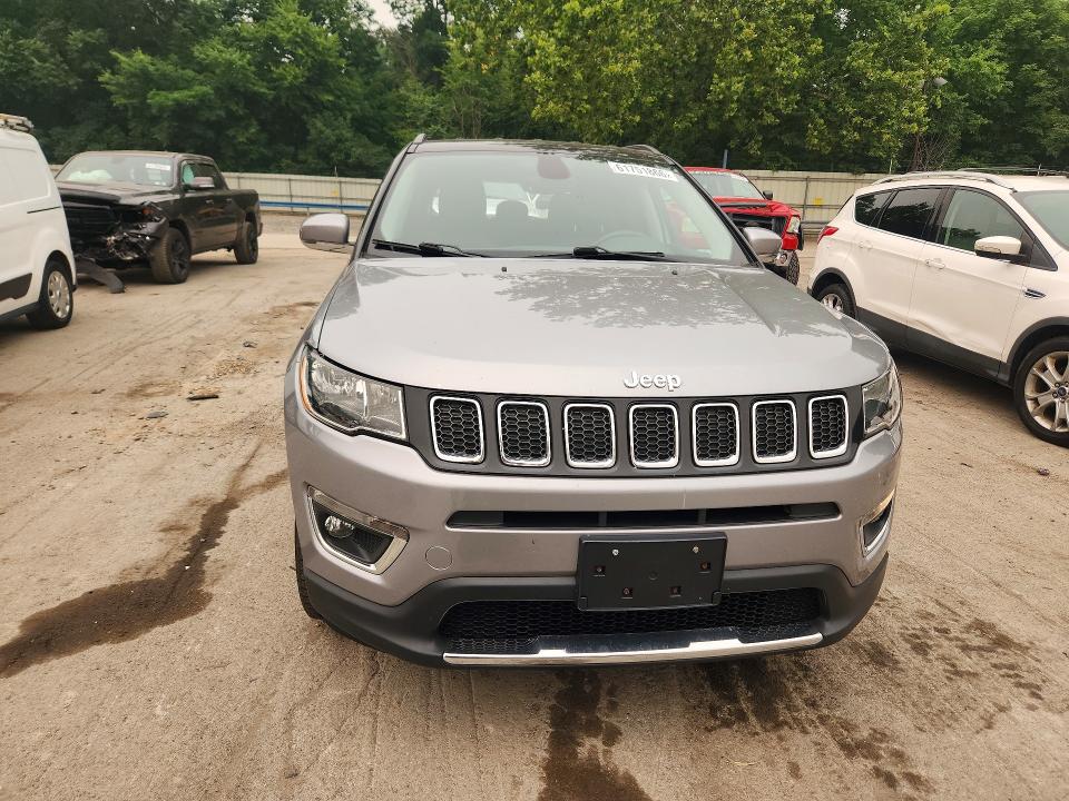 2018 Jeep Compass მანქანა იყიდება აუქციონზე, vin: 3C4NJDCB7JT135536, აუქციონის ნომერი: 61751866