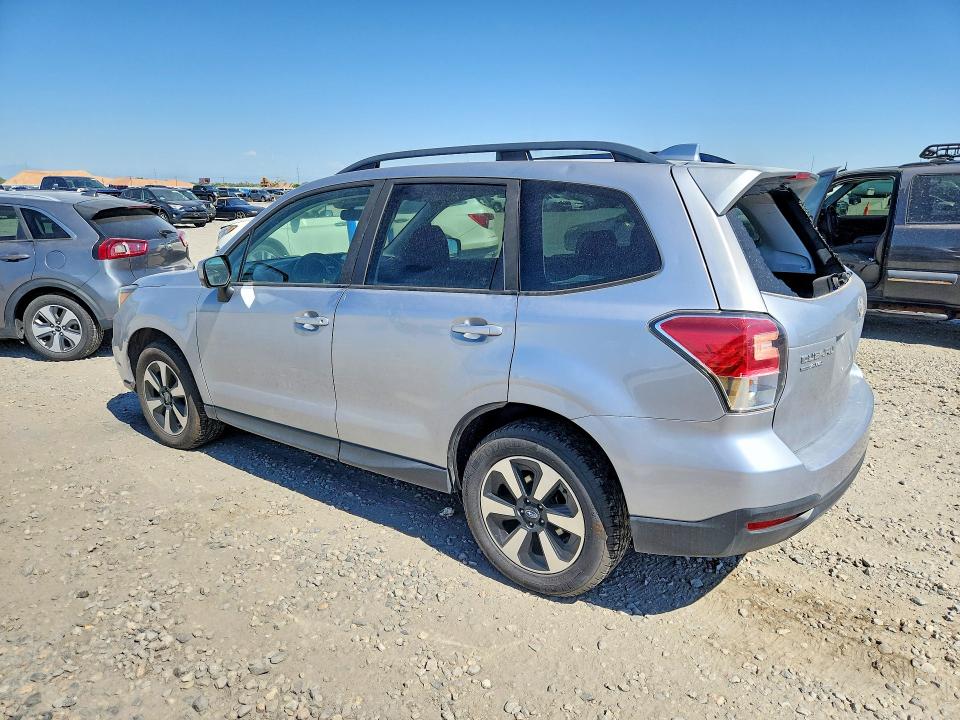 60693126 :رقم المزاد ، JF2SJAGC7JH566365 vin ، 2018 Subaru Forester مزاد بيع