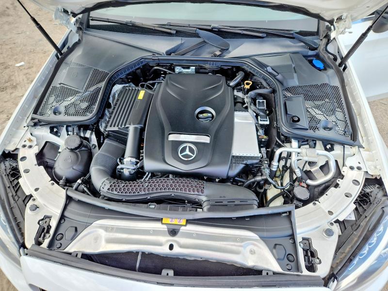 60132266 :رقم المزاد ، WDDWK4JB6HF518379 vin ، 2017 Mercedes-benz C مزاد بيع