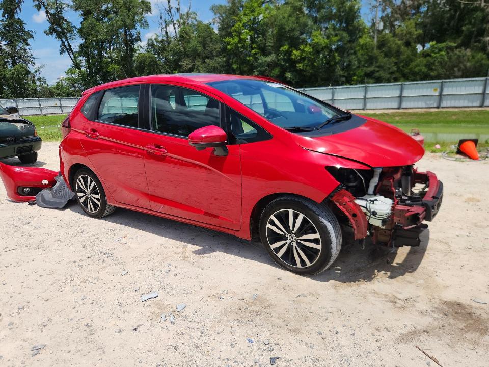 Продажа на аукционе авто 2018 Honda Fit, vin: 3HGGK5H82JM729438, номер лота: 62104726