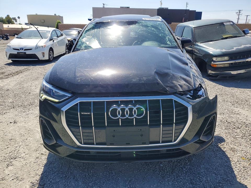 Продажа на аукционе авто 2020 Audi Q3, vin: WA1EECF34L1037460, номер лота: 61980036