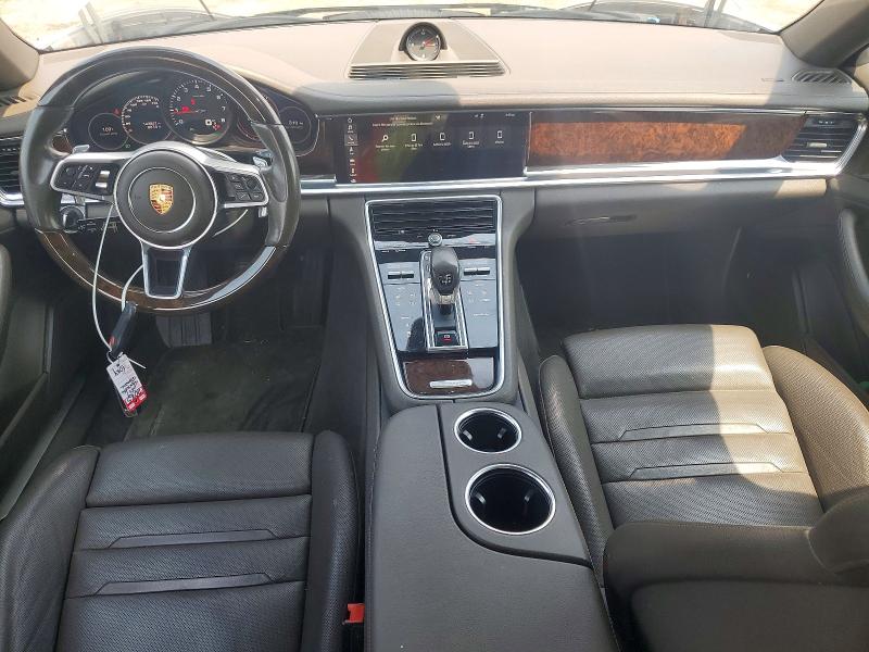 60658076 :رقم المزاد ، WP0AA2A71HL102782 vin ، 2017 Porsche Panamera مزاد بيع