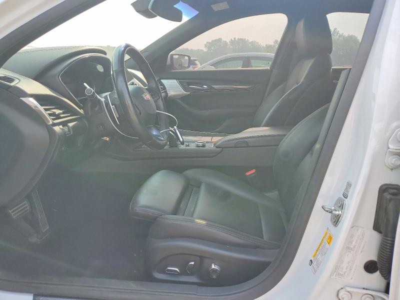 61046826 :رقم المزاد ، 1G6DU5RKXN0128103 vin ، 2022 Cadillac Ct5 مزاد بيع