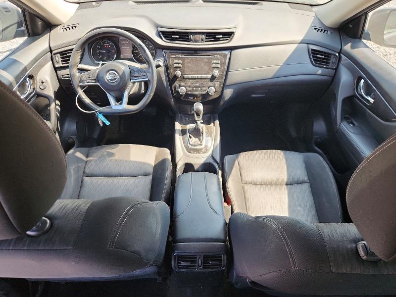 2017 Nissan Rogue მანქანა იყიდება აუქციონზე, vin: KNMAT2MV6HP585358, აუქციონის ნომერი: 61212746