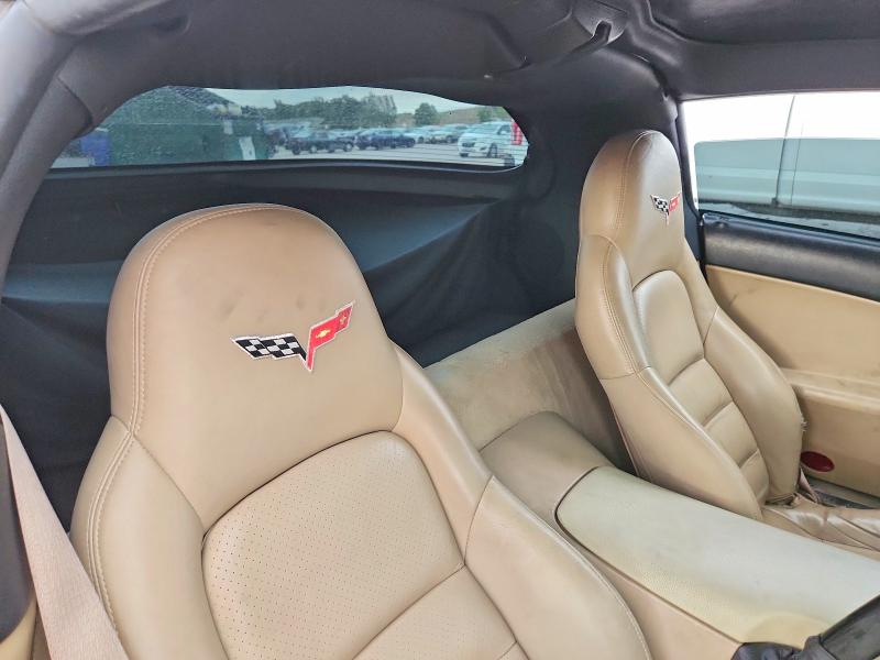 63038136 :رقم المزاد ، 1G1YY24U155123474 vin ، 2005 Chevrolet Corvette مزاد بيع
