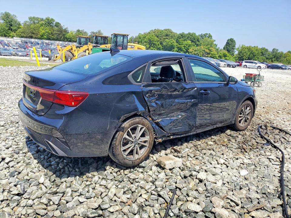 2024 Kia Forte მანქანა იყიდება აუქციონზე, vin: 3KPF24AD7RE741358, აუქციონის ნომერი: 59795956