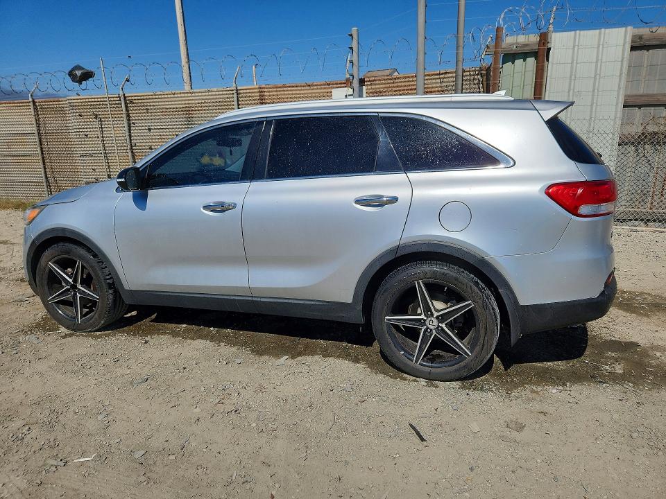 2016 Kia Sorento მანქანა იყიდება აუქციონზე, vin: 5XYPH4A52GG072766, აუქციონის ნომერი: 63307456