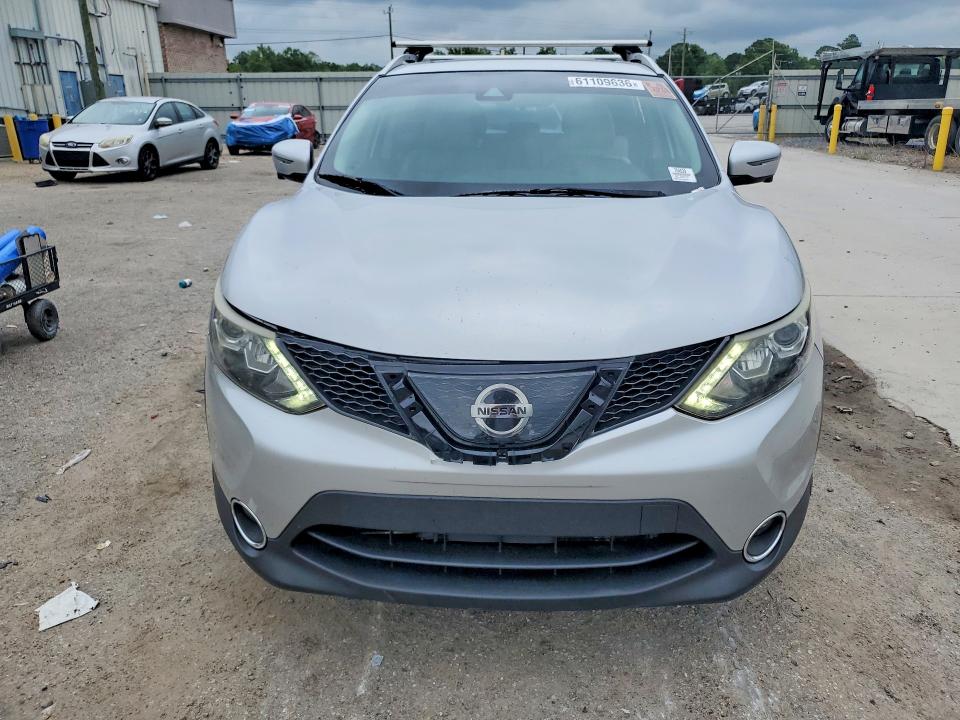 2018 Nissan Rogue Sport მანქანა იყიდება აუქციონზე, vin: JN1BJ1CP8JW195495, აუქციონის ნომერი: 61109636