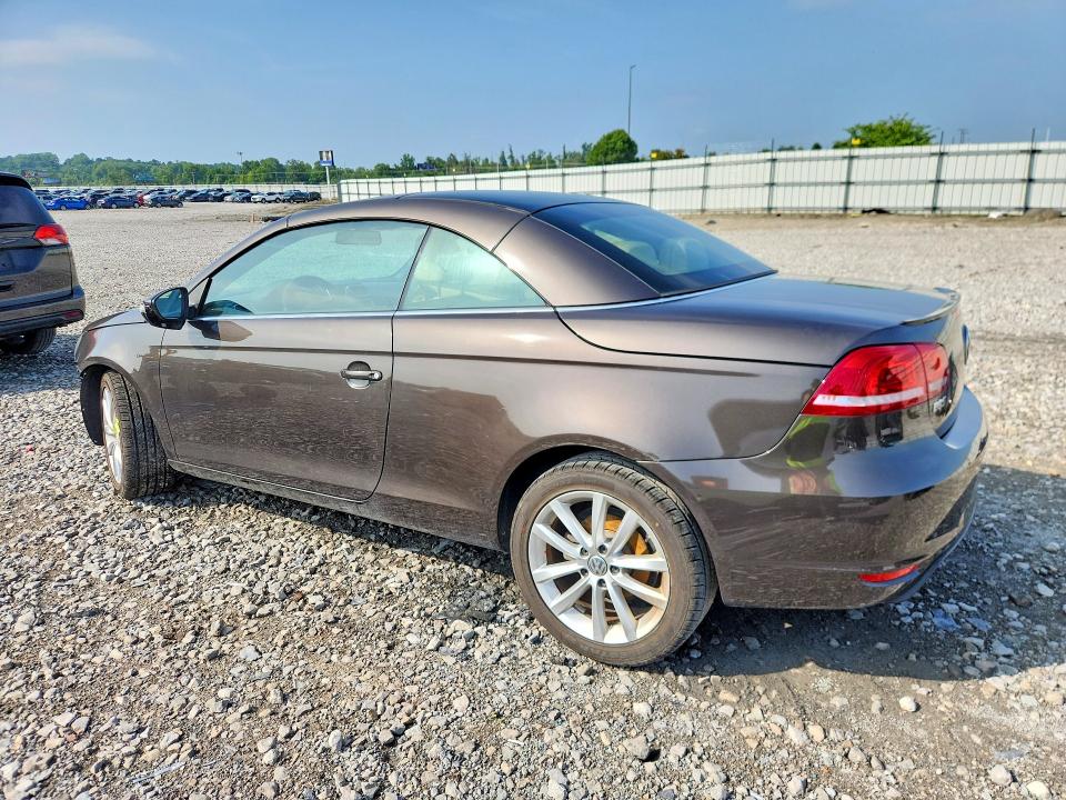 59291046 :رقم المزاد ، WVWBW8AH4FV000136 vin ، 2015 Volkswagen Eos مزاد بيع