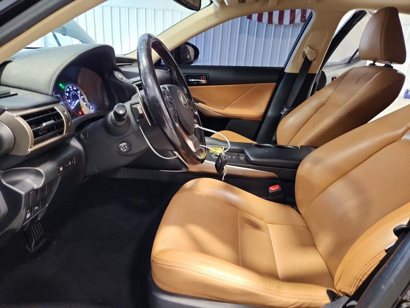 Продажа на аукционе авто 2016 Lexus Is, vin: JTHBA1D21G5021944, номер лота: 61877086