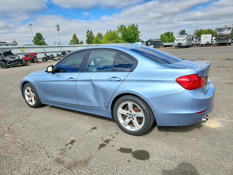 63038476 :رقم المزاد ، WBA3C1C52DF437225 vin ، 2013 Bmw 328 مزاد بيع