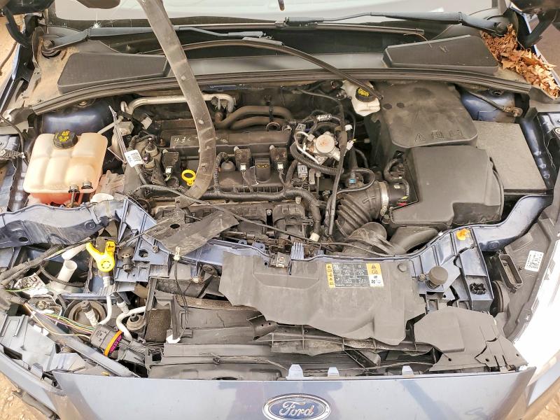 61007766 :رقم المزاد ، 1FADP3N25JL296177 vin ، 2018 Ford Focus مزاد بيع