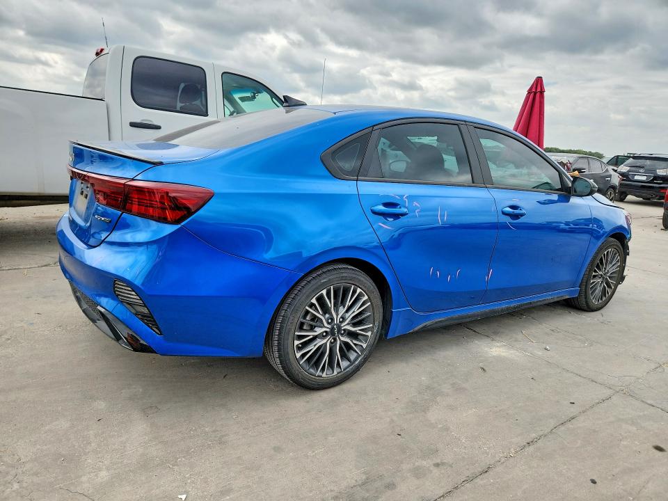 Продажа на аукционе авто 2023 Kia Forte, vin: 3KPF54AD9PE645333, номер лота: 61685586