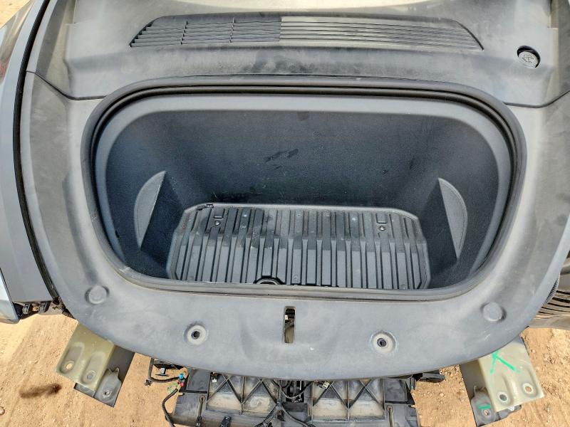 61533626 :رقم المزاد ، 5YJYGDED2MF107138 vin ، 2021 Tesla Model Y مزاد بيع