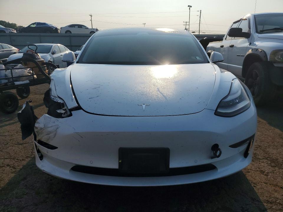 61907966 :رقم المزاد ، 5YJ3E1EB5LF795891 vin ، 2020 Tesla Model 3 مزاد بيع