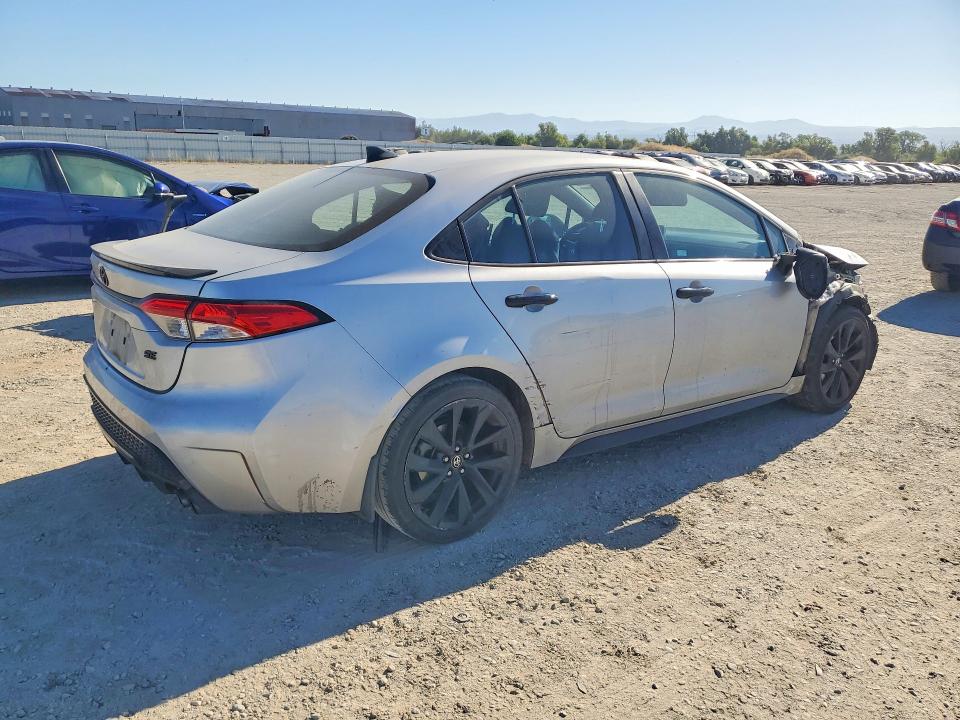 60881066 :رقم المزاد ، 5YFS4MCE4MP064050 vin ، 2021 Toyota Corolla مزاد بيع