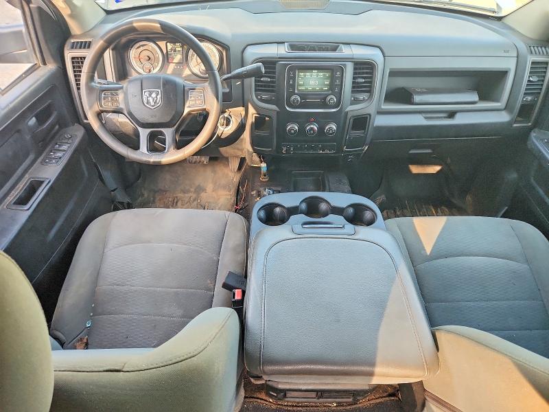 62059276 :رقم المزاد ، 3C6UR5CL2JG290126 vin ، 2018 Ram 2500 مزاد بيع