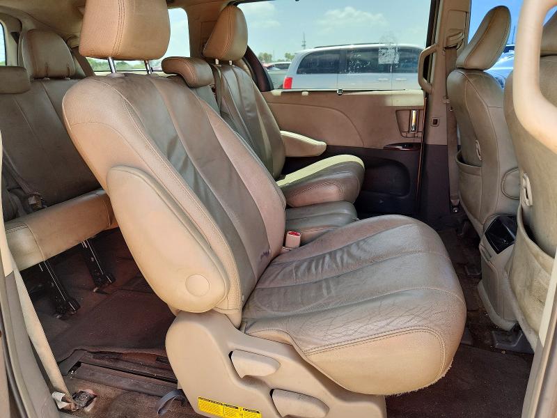 2014 Toyota Sienna მანქანა იყიდება აუქციონზე, vin: 5TDYK3DC7ES456102, აუქციონის ნომერი: 60132446