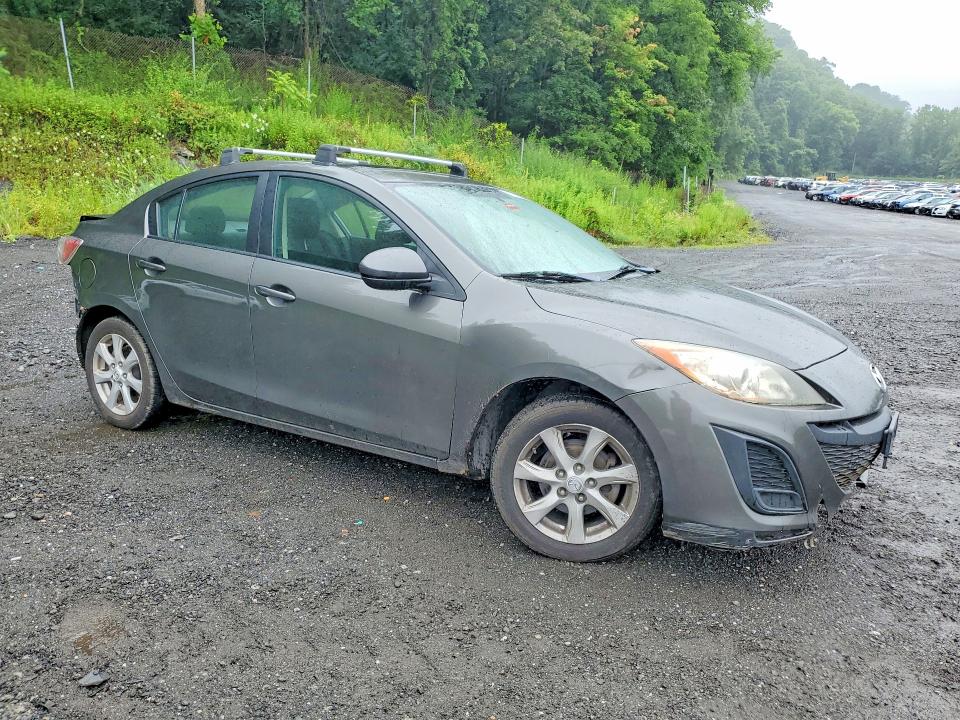 60293436 :رقم المزاد ، JM1BL1VG8B1401336 vin ، 2011 Mazda 3 مزاد بيع