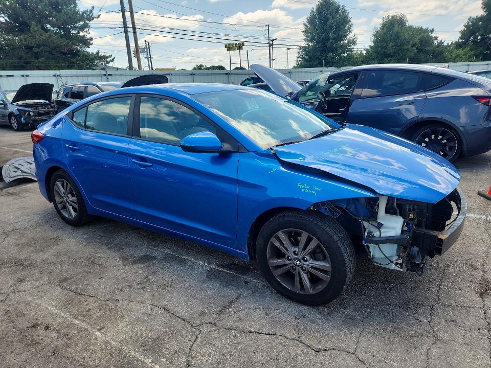 Продажа на аукционе авто 2018 Hyundai Elantra, vin: 5NPD84LF3JH382952, номер лота: 63198276