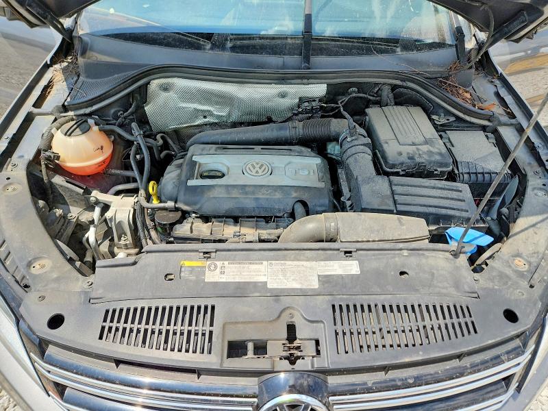 60323416 :رقم المزاد ، WVGAV7AX4FW595947 vin ، 2015 Volkswagen Tiguan مزاد بيع