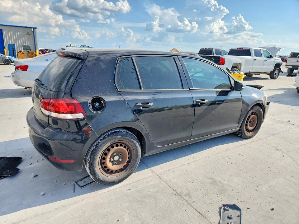 2013 Volkswagen Golf მანქანა იყიდება აუქციონზე, vin: WVWDB7AJXDW127515, აუქციონის ნომერი: 59385456