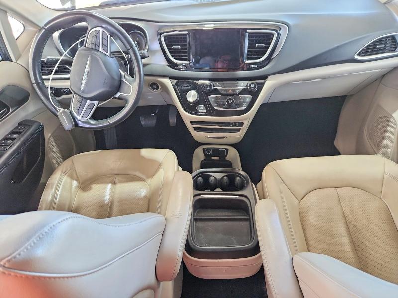59656846 :رقم المزاد ، 2C4RC1L74LR282408 vin ، 2020 Chrysler Pacifica مزاد بيع