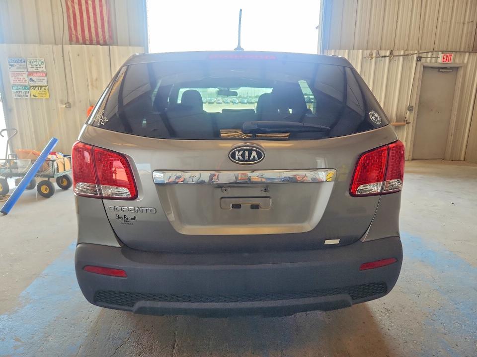2012 Kia Sorento მანქანა იყიდება აუქციონზე, vin: 5XYKT3A14CG272199, აუქციონის ნომერი: 62661596