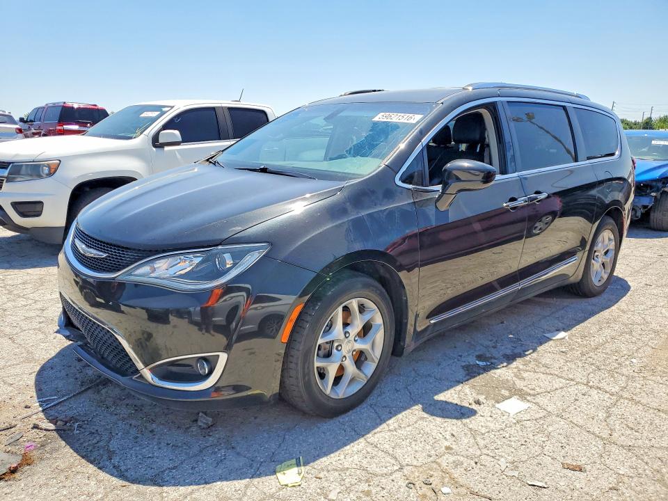 59621516 :رقم المزاد ، 2C4RC1EG6HR622582 vin ، 2017 Chrysler Pacifica مزاد بيع