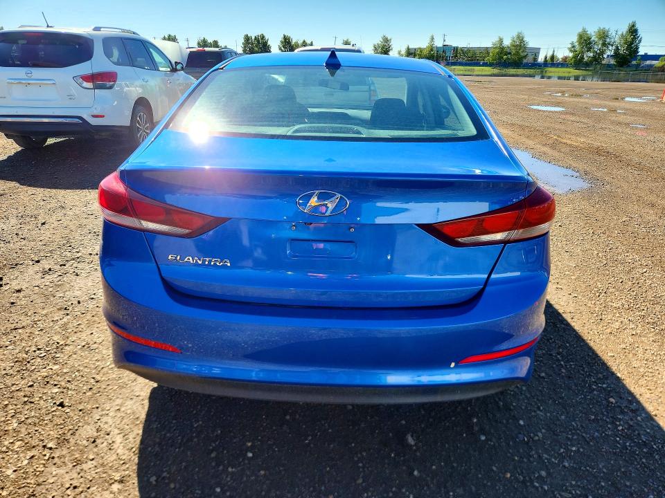 2017 Hyundai Elantra მანქანა იყიდება აუქციონზე, vin: KMHD84LF3HU330734, აუქციონის ნომერი: 59988536