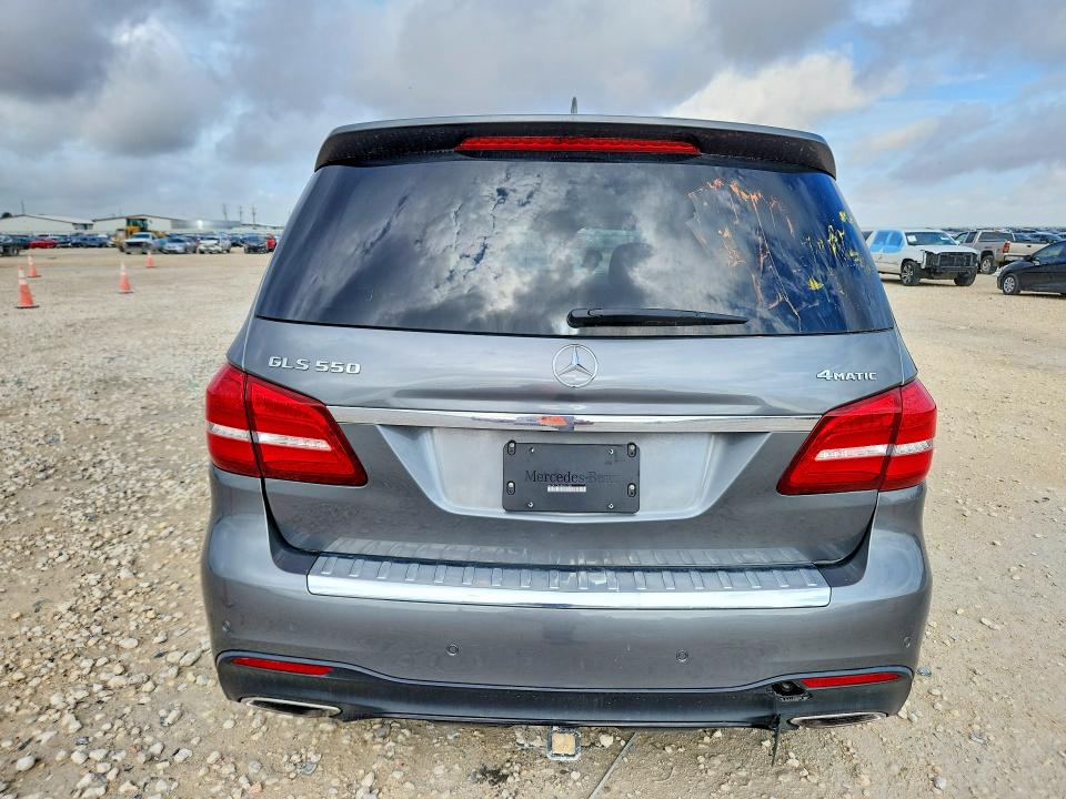 60599996 :رقم المزاد ، 4JGDF7DE9JB026158 vin ، 2018 Mercedes-benz Gls مزاد بيع