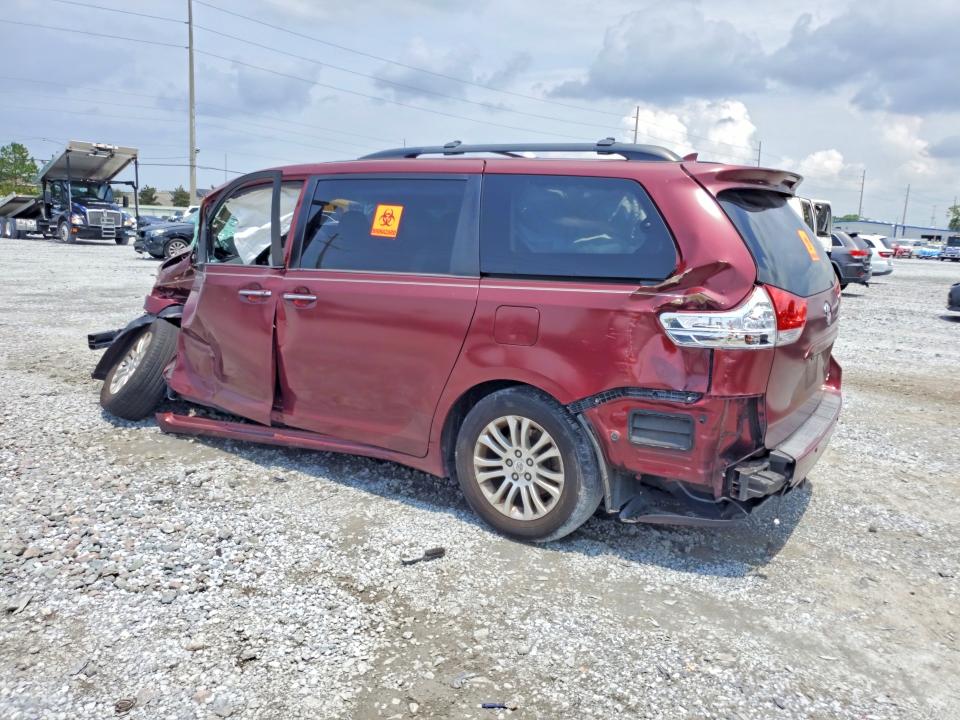 Продажа на аукционе авто 2011 Toyota Sienna, vin: 5TDYK3DC2BS068321, номер лота: 62823016