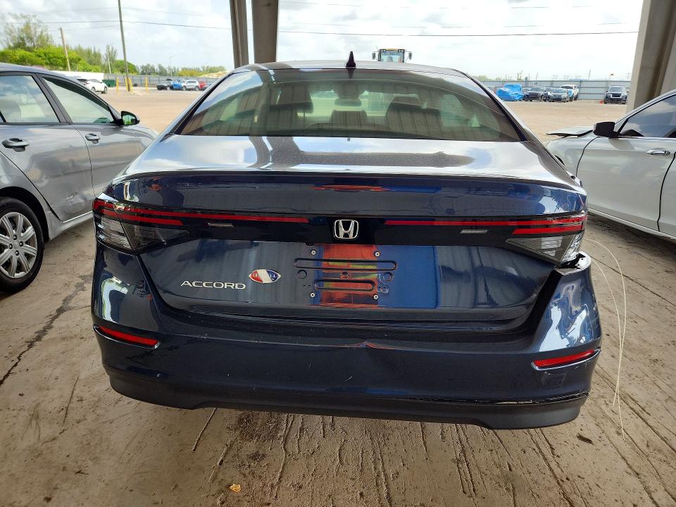 Продажа на аукционе авто 2026 Honda Accord, vin: 1HGCY1F49TA008460, номер лота: 60388166