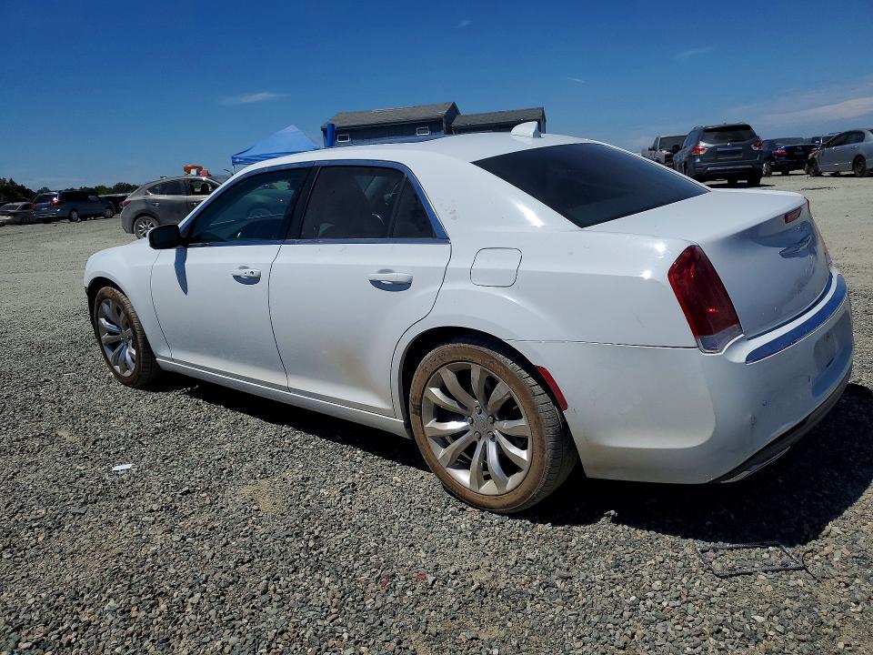 Auction sale of the 2016 Chrysler 300, vin: 2C3CCAAGXGH313444, lot number: 62217546