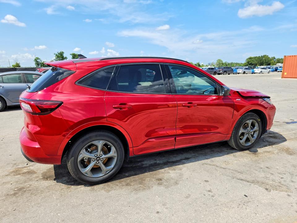 62283926 :رقم المزاد ، 1FMCU0MN4PUA78447 vin ، 2023 Ford Escape مزاد بيع