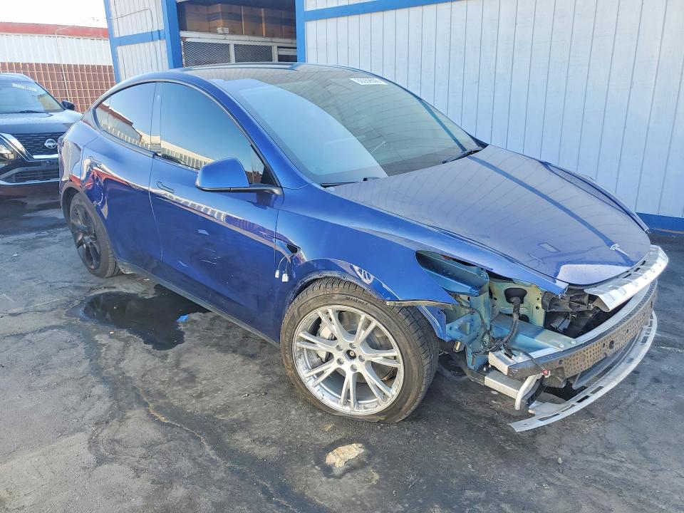60059506 :رقم المزاد ، 7SAYGDEE0PF582626 vin ، 2023 Tesla Model Y مزاد بيع